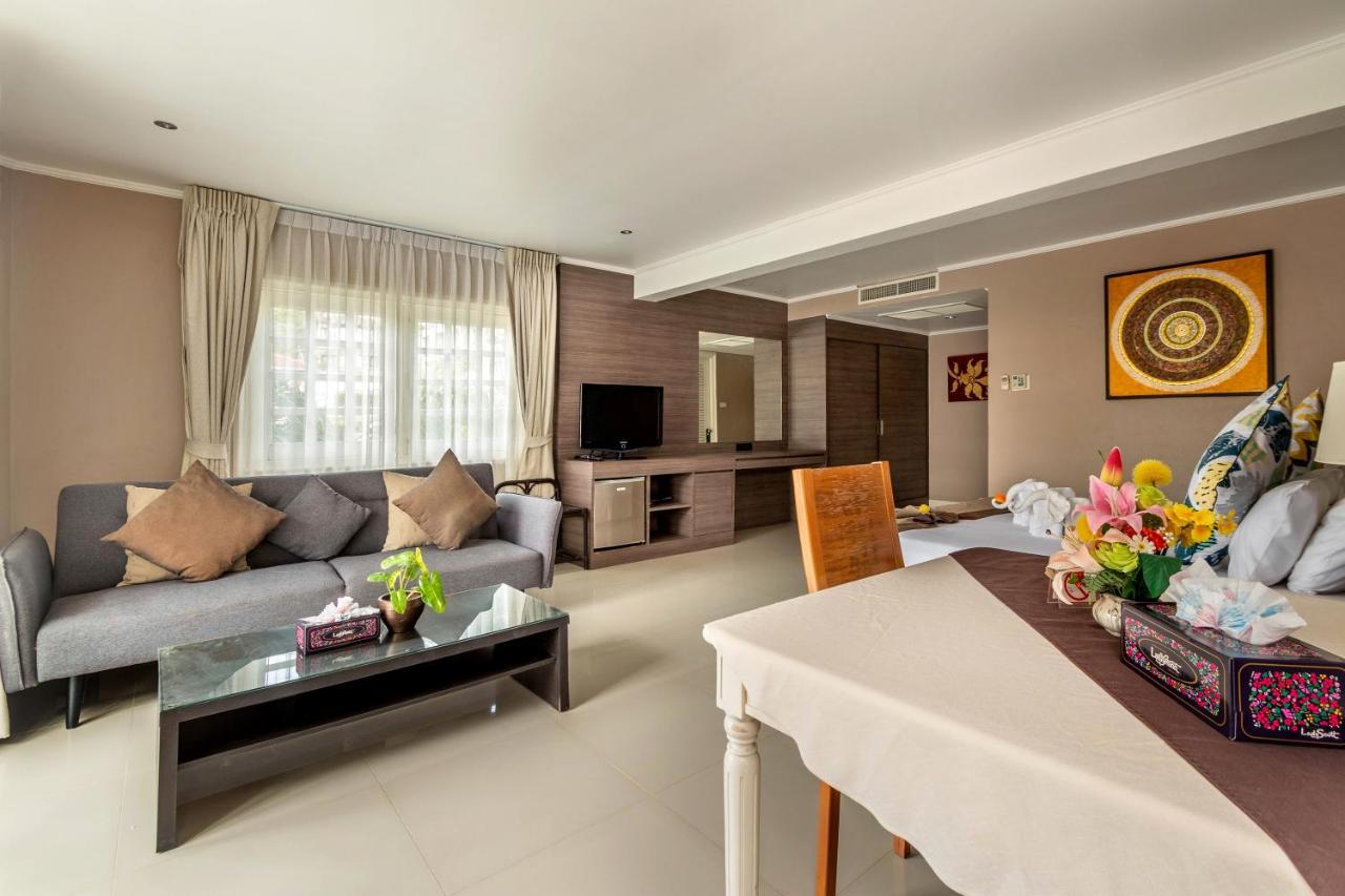 Villa Atchara Patong Exterior foto